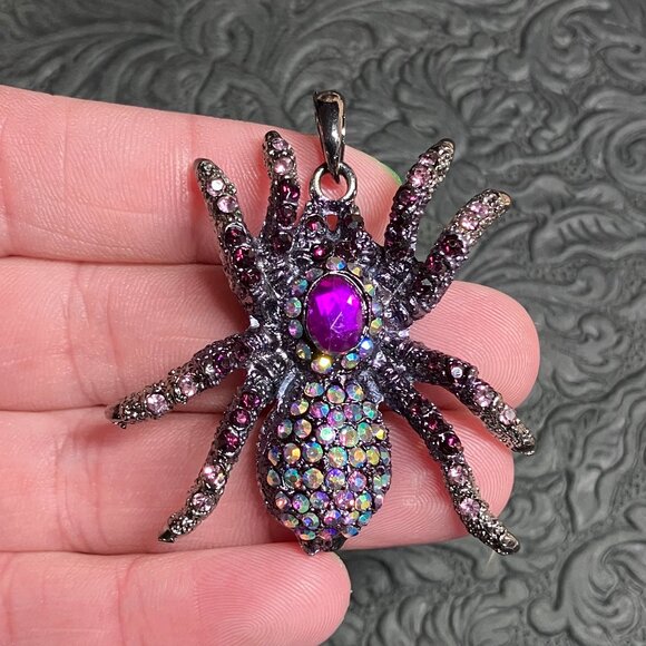 Blingy AB and Purple Rhinestone Tarantula Spider Pendant Ornament Halloween Jewe - Picture 1 of 6